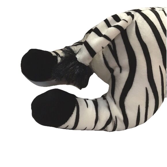 Zebra Crown on Your Head PLUSH Kohls Cares For Kids Nancy Tillman 2011 Hang Tag - Picture 7 of 9